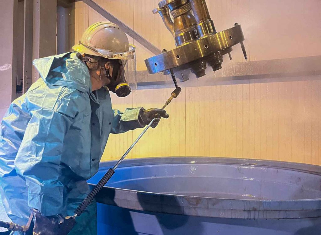 Industrial Cleaning Services & Maintenance Ensure Safety & Compliance